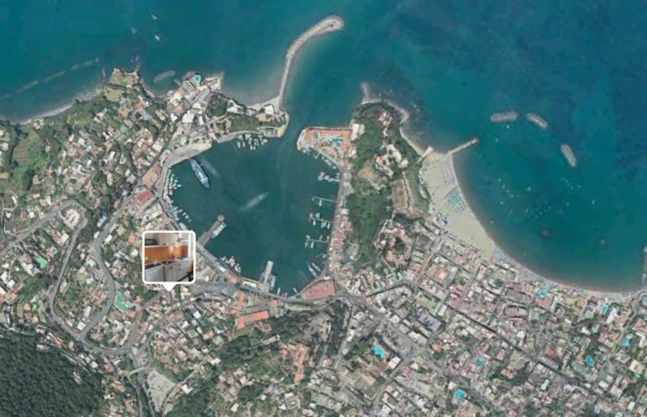 Casette Sul Porto Ísquia Exterior foto